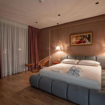 Juer Hotel Bajkaj Exterior photo